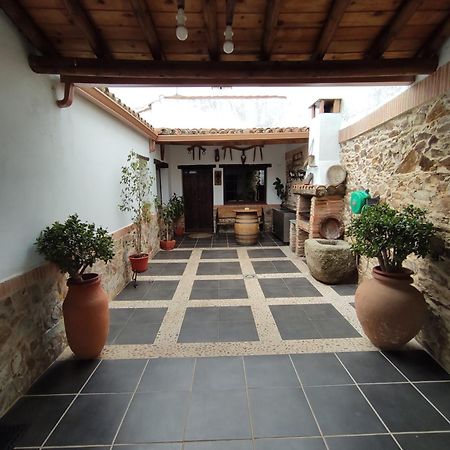 Casa Rural La Carriona Segura de León エクステリア 写真